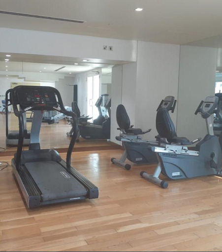 Gym 5, Marvelous 2BR Apt. in Palm Jumeirah, Dubai