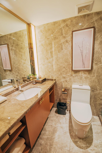 Bathroom 3, Bati Holiday Hotel, Zhongshan