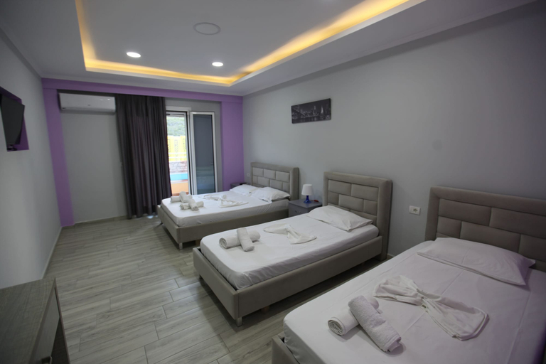 Bedroom 2, Karos Hotel Llaman, Vlorës