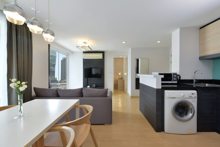 Dining Room 26
