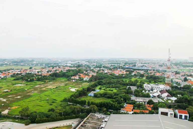 Exterior & Views 5