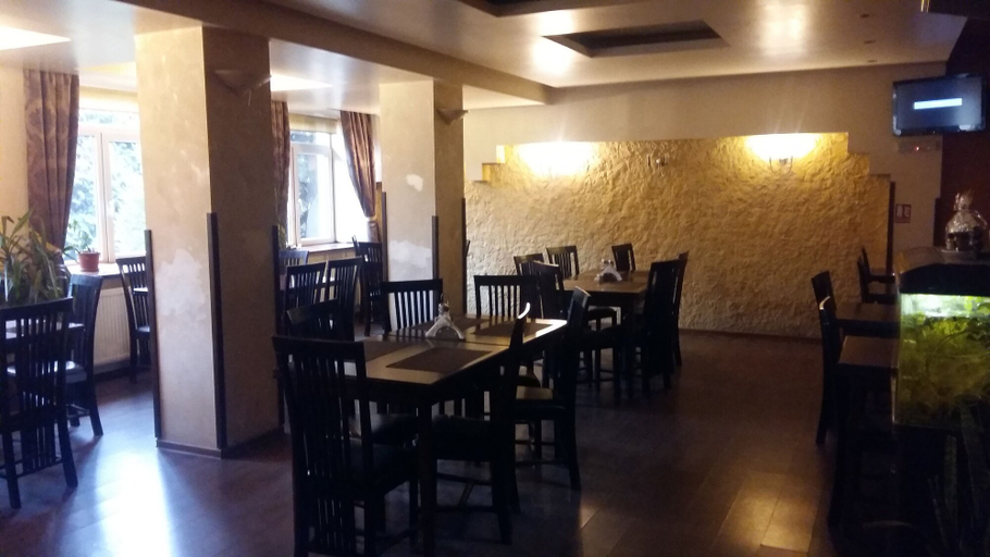 Food & Drinks, Hotel Intim, Radauti