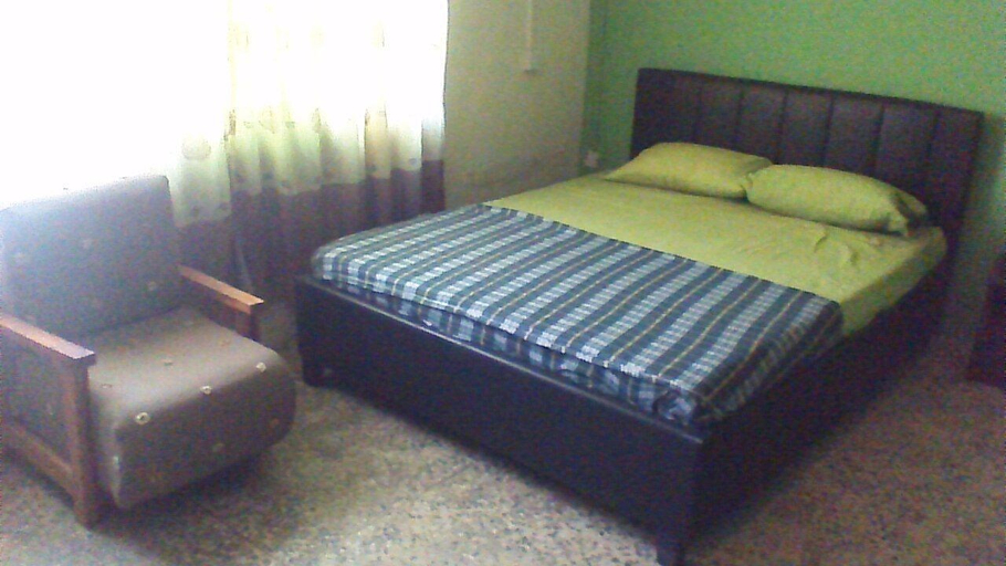 Bedroom 2, The Old Network, Ilesha West