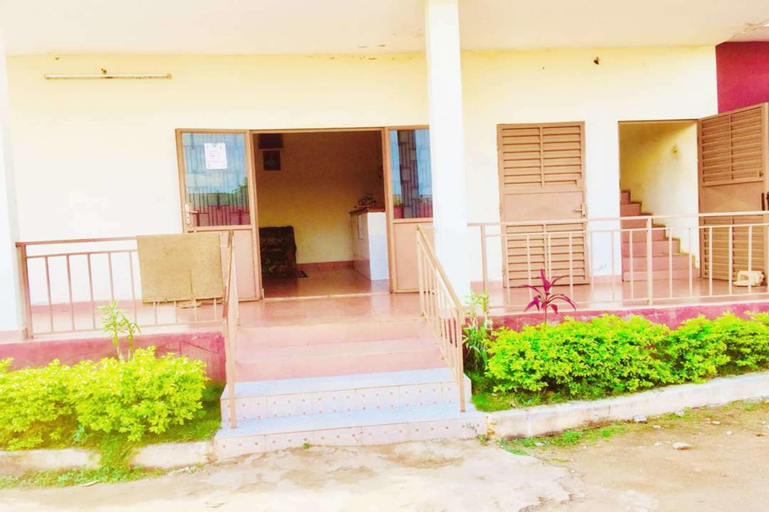 Others 1, Hotel Ghec, Gbeke