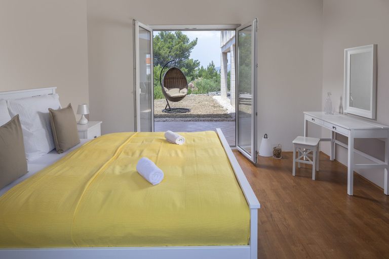 Bedroom 2, Luxury Villas Stari Grad, Stari Grad
