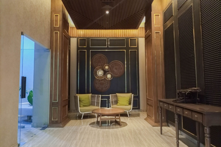 Exterior 2, Fancy And Nice 1Br At Patraland Amarta Apartment, Sleman