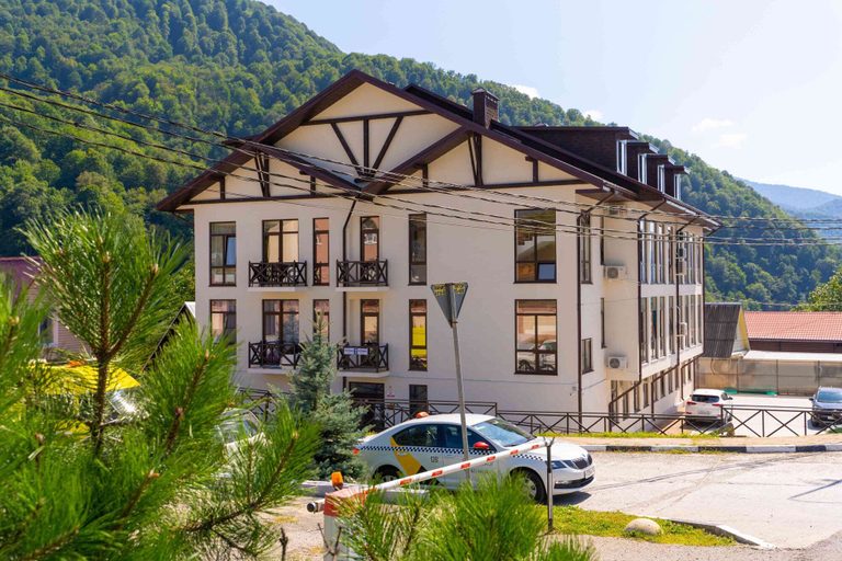 Exterior & Views 2, More Apartments na Plotinnoy 2-3, Sochi gorsovet