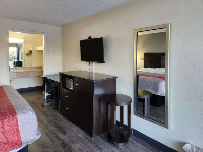Bedroom 4, Econo Lodge Yemassee, Jasper