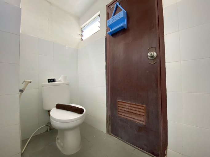 Bathroom 5, Japanese Style Spacious 1Br At Gateway Ahmad Yani Cicadas Bandung, Bandung