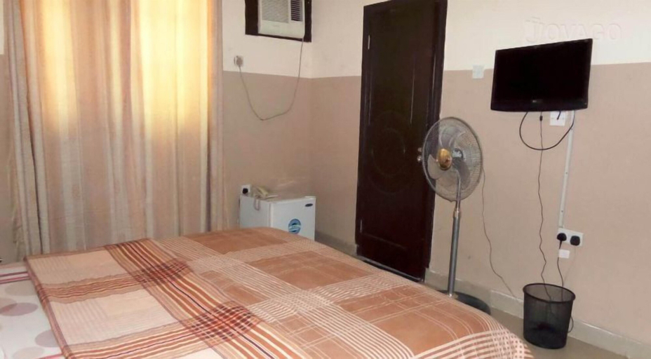 Bedroom 5, Royal Delight Hotel, Mainland