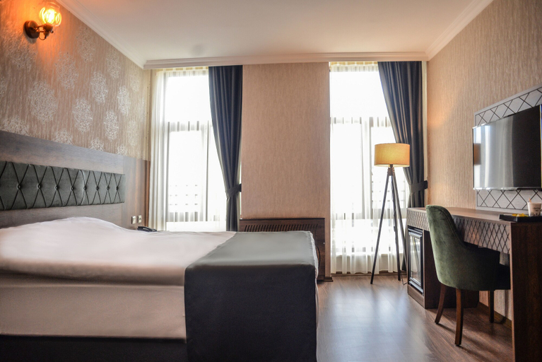 Bedroom 4, Hotel Neva, Merkez