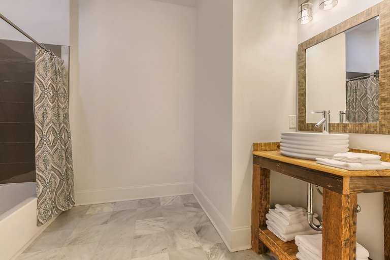 Bathroom 4, Residences Du Hosteeva, Orleans