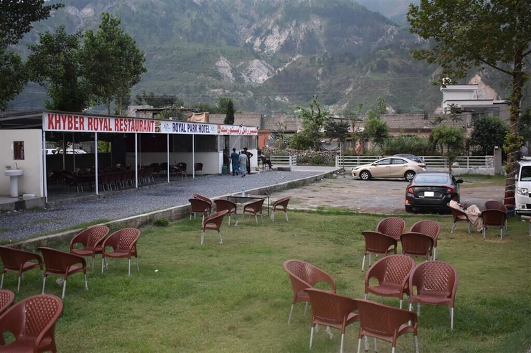 Food & Drinks, Royal Park Hotel, Hazara