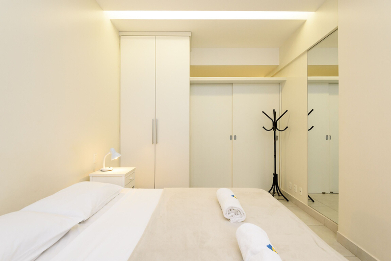 Bedroom 5, 3 Minutes From Copacabana Beach Df219, Rio de Janeiro