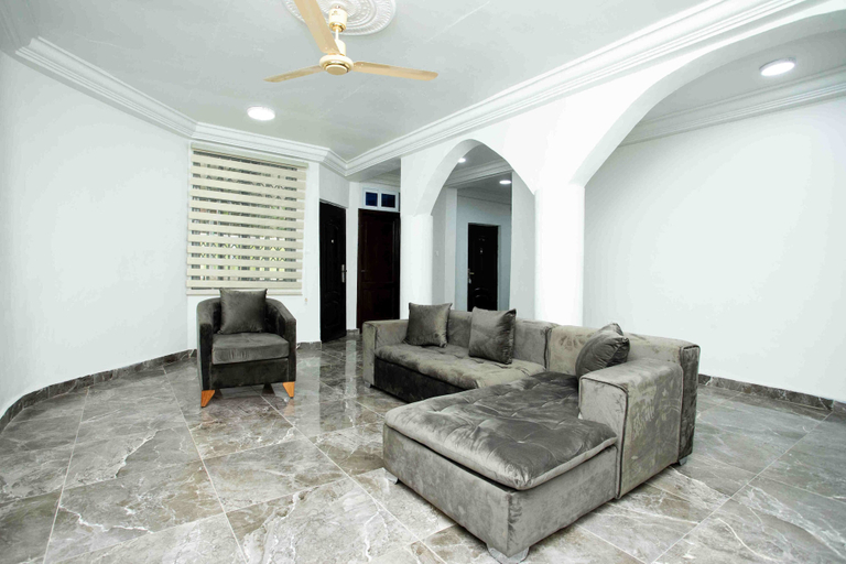 Others 5, The Boaz Executive Place, Kumasi