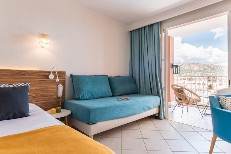 Bedroom 4, Hôtel de l'Esterel Pierre & Vacances, Var