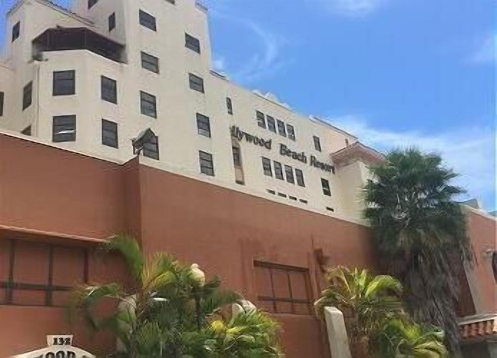 Exterior & Views, Hollywood Beach Resort- One Bedroom Ocean View, Broward