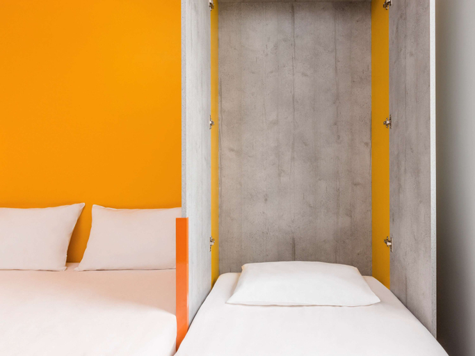 Bedroom 14