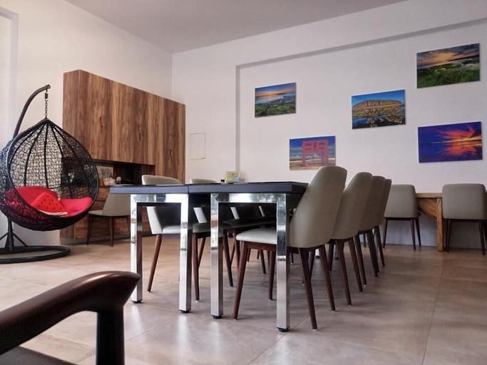 Others 5, Hsu One One B&B, Penghu