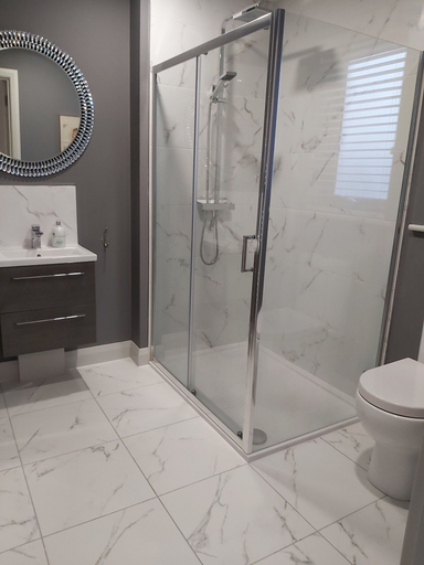Bathroom 5, Ayala, Causeway Coast and Glens