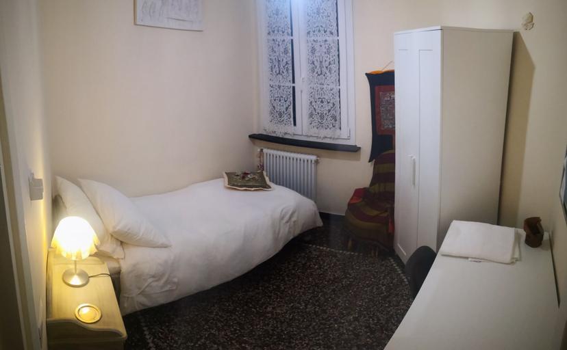 Bedroom 3, B&B Lavagna Uno, Genova