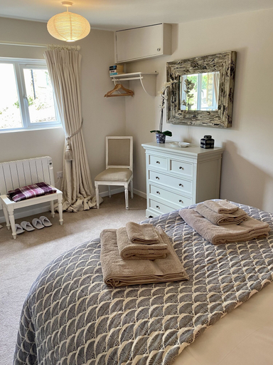 Others 4, Romantic Hideaway Cottage, Near Bridport, Dorset, Dorset
