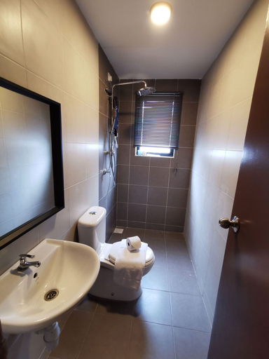 Bathroom 3, Tatami D'Tepi Laut Pangkor, Manjung