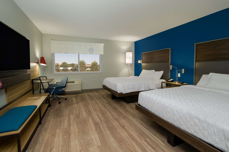 Bedroom 3, Tru by Hilton Columbus Airport, Franklin