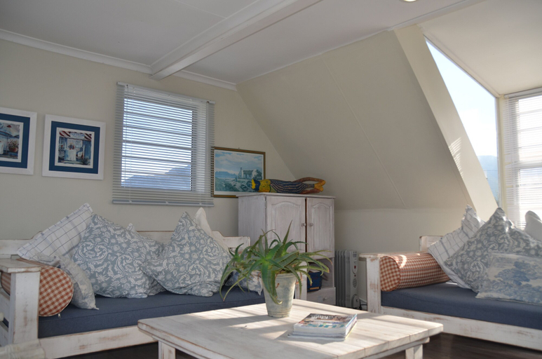 Others 4, Hermanus Beach Cottage 1, Overberg