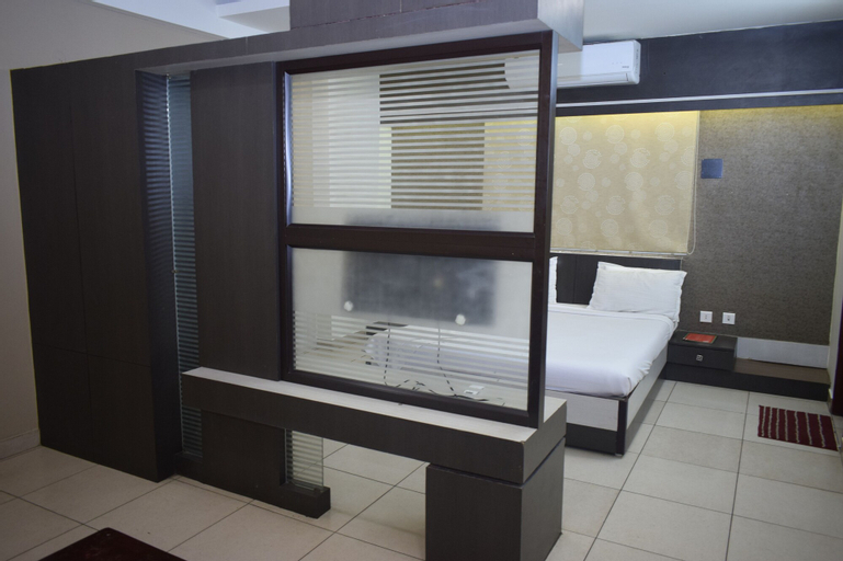 Bedroom 4, Devis Grand, Puducherry