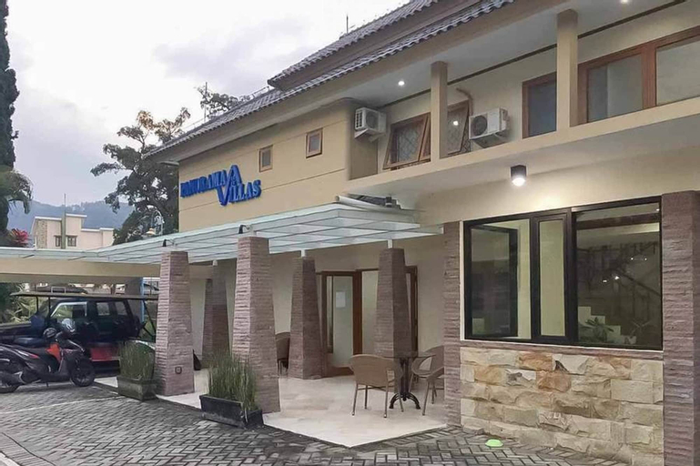 Exterior & Views 2, RedDoorz Plus @ Panorama Villas Batu, Malang