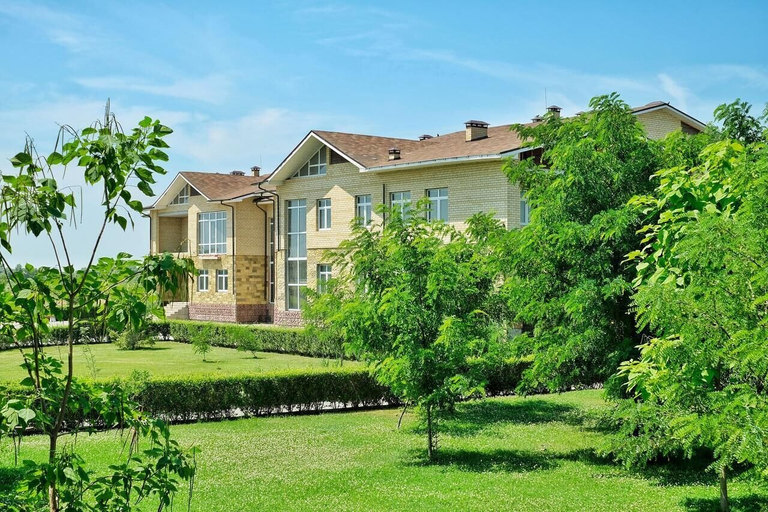 Exterior & Views, AZIMUT Hotel Volga Astrakhan, Volodarskiy rayon