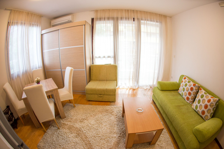 Others 3, Burcak Apartment
