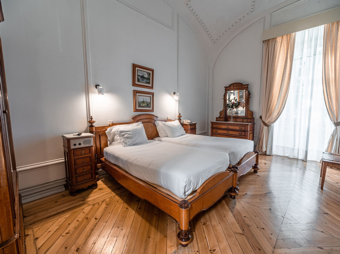 Bedroom 16