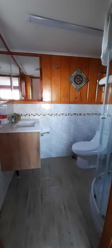 Bathroom 3, Hotel CasaQuinchao, Chiloé