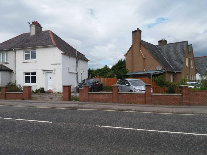 Exterior & Views, House-3br-garden-parking-near Inverness Castle, Highland