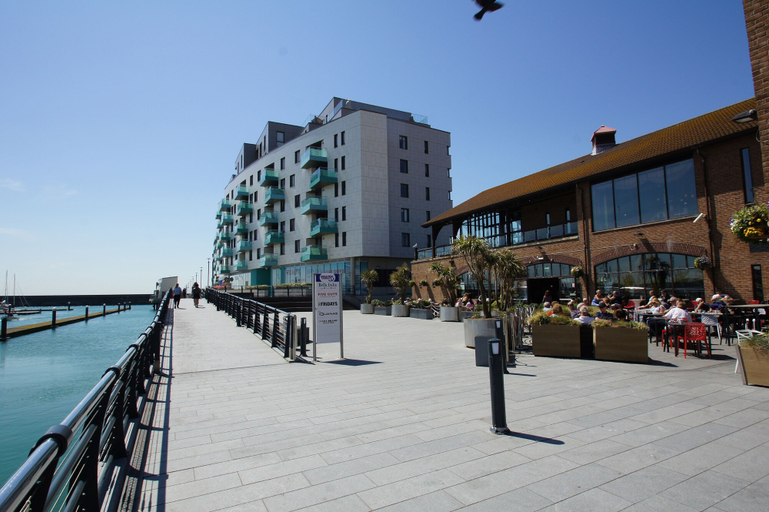 Exterior & Views 2, Orion Marina Sea View Parking by Brighton Holiday Lets, Brighton and Hove