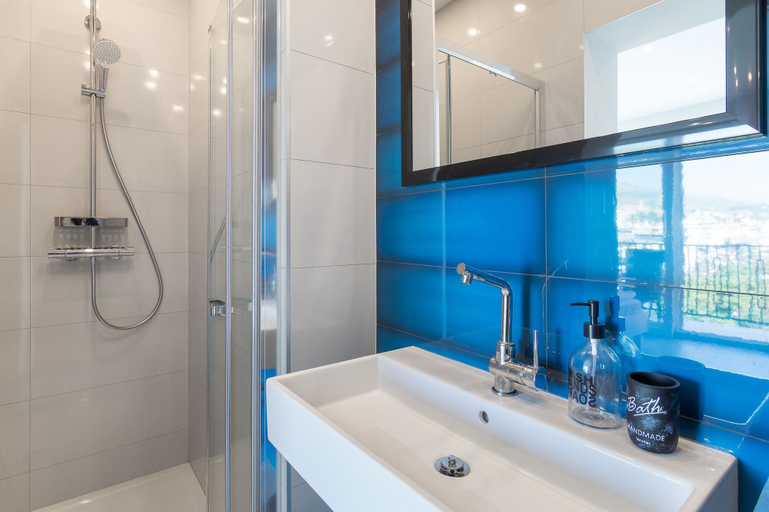 Bathroom 4, 4 Elements Old Town Views Rooms, Trogir