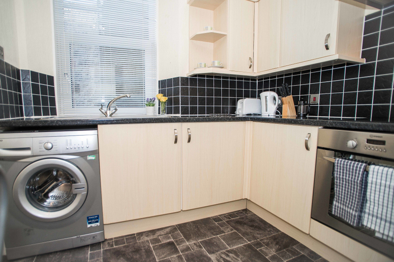 Others 5, Great City Apartment, Aberdeen