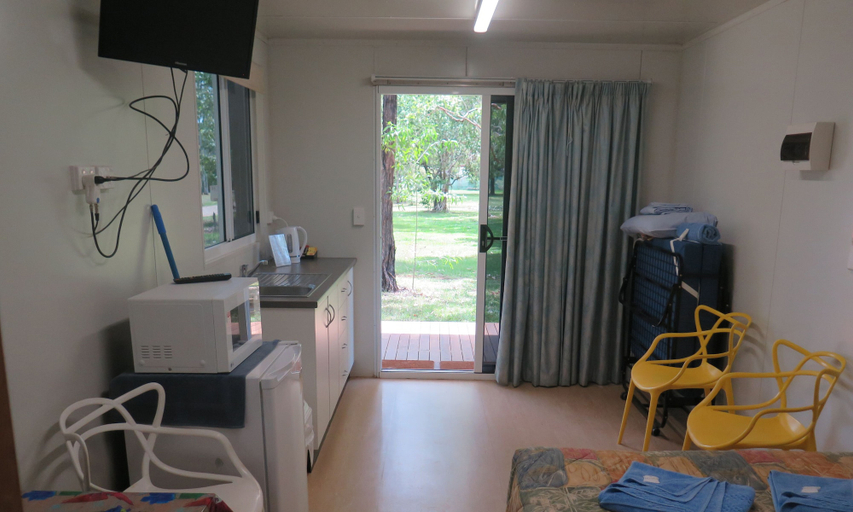 Others 5, Batchelor Holiday Park, Coomalie