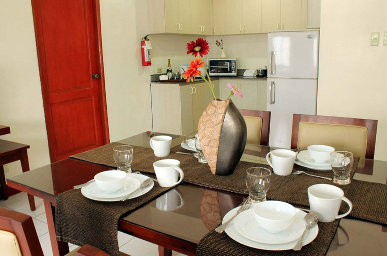 Dining Room 24