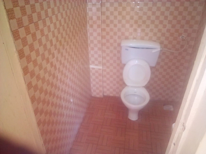 Bathroom, Spanish Restaurant and Lodge Gilgil, Gilgil