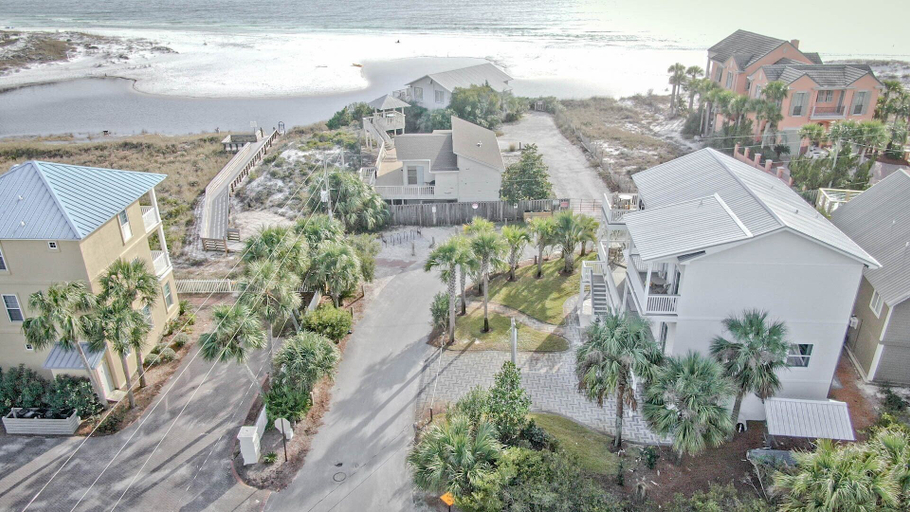 Exterior & Views 1, Wine'd Down - 1841141, Walton