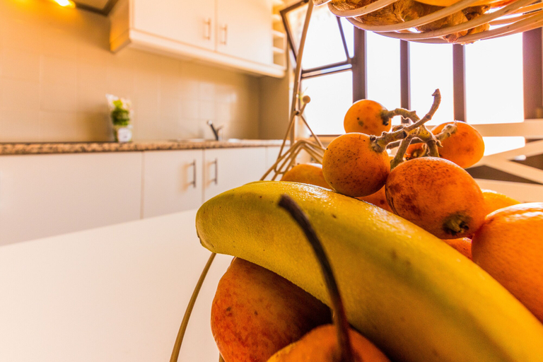 Food & Drinks, Charming 2-bed Apartment in Armacao de Pera, Silves