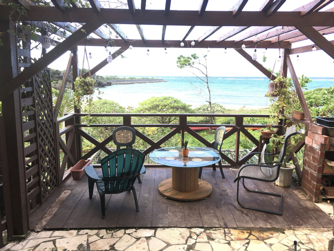 Beach Lodge 3 & Private Beach, Onna