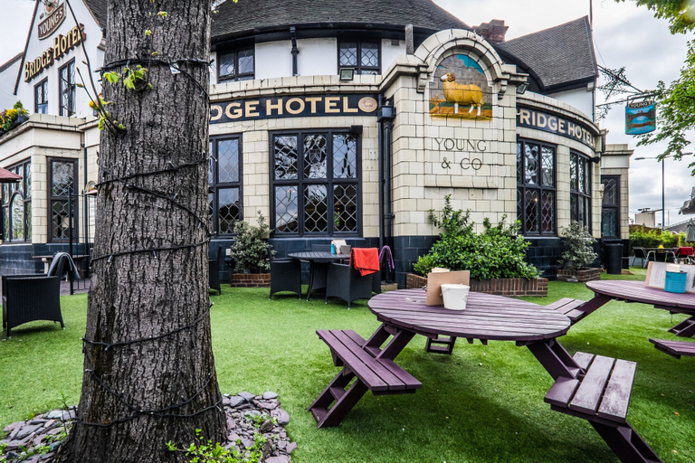 Exterior & Views 2, The Bridge Hotel Greenford, London