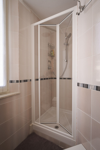 Bathroom 3, La Fossetta B&B, Parma