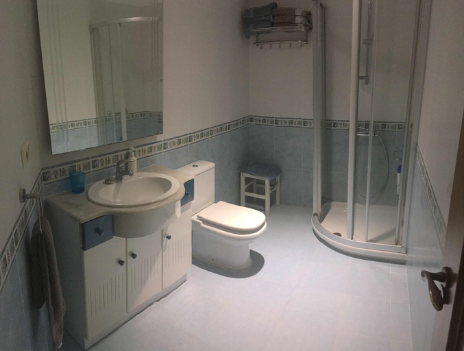 Bathroom, Apartamento Pasaia, Guipúzcoa