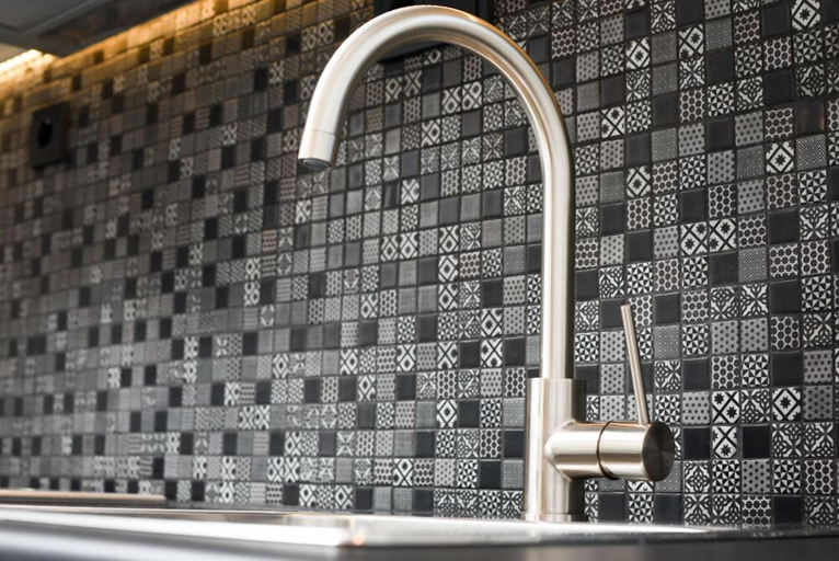 Bathroom 4, 45m2 homm Renovated Flat in Neos Kosmos Roumpesi str, Attica