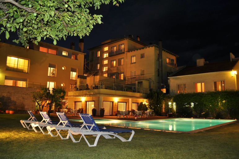 Exterior & Views 2, Aparthotel Solé, Lleida